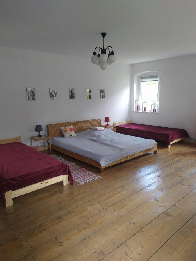 Polny Zakatek - Pokoje Goscinne Rybnica Bagian luar foto